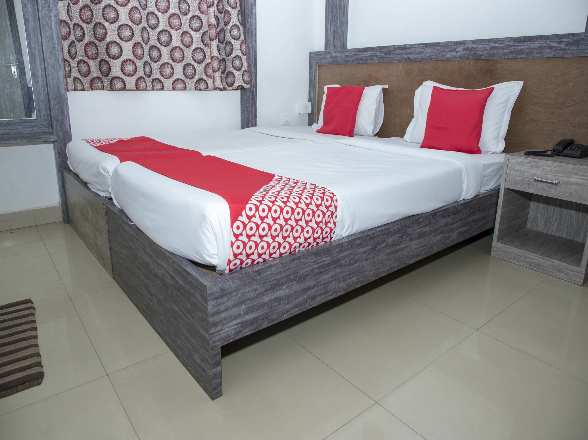 Oyo 11346 Hotel Tazz Odisha Bhubaneswar Exterior foto